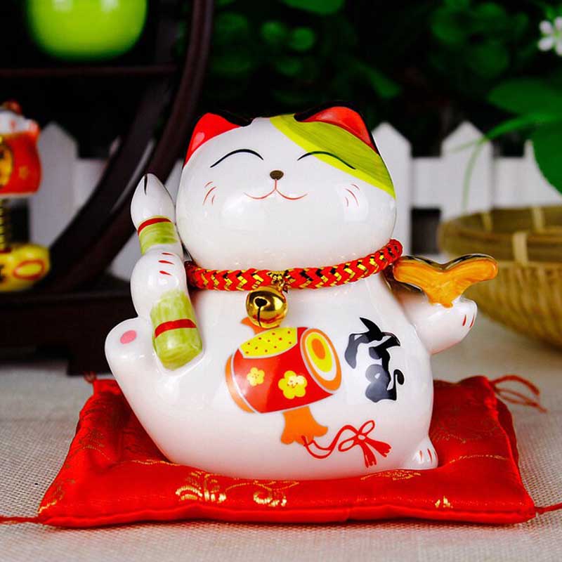 Maneki Neko Aka